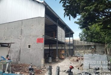 Photo: Segel hanya “Lip Service dan masa bodo” kegiatan tetap berjalan. JL.Metro Kencana V.Kelurahan Papanggo Kec. T.Priok Jakarta Utara Senin (7/11/2022).