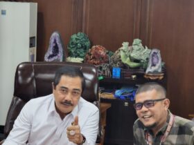 Foto : Teuku Yudhistira Ketum IWO (kanan) bersama Wakapolri Komjen Agus Andrianto (kiri), Dok/RNC.