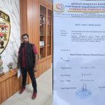 Foto : Ketua Forkorindo Riau, Tp. Batubara (Kiri), saat melaporkan langsung PUPR Kampar Ke Ditreskrimsus Polda Riau, dan foto bukti serah terima Laporan (Kanan).