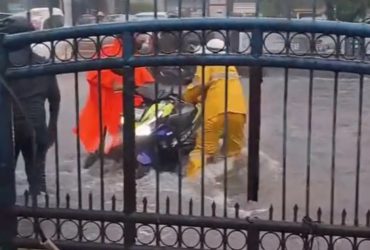 Foto : Banjir Di Depan RS Awal Bross Sudirman (20/07/2026).